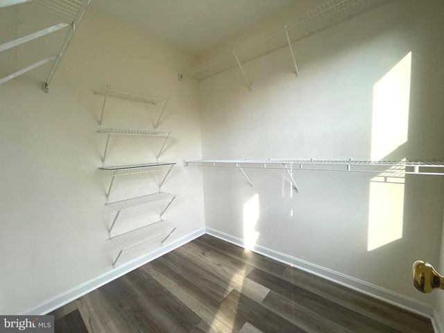 47616 WATKINS ISLAND SQ, Sterling, VA 20165