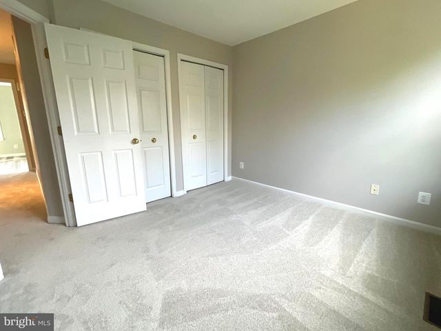 47616 WATKINS ISLAND SQ, Sterling, VA 20165