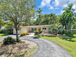 14501 SW 99th Ave, Miami, FL 33176