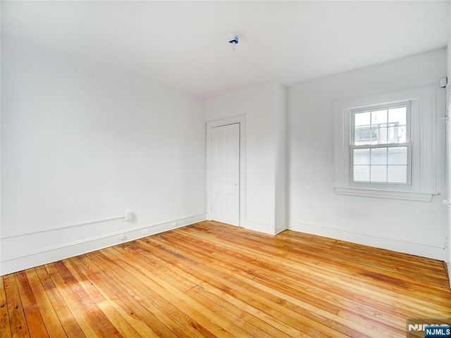 444 Broad Street 442, Elizabeth, NJ 07208