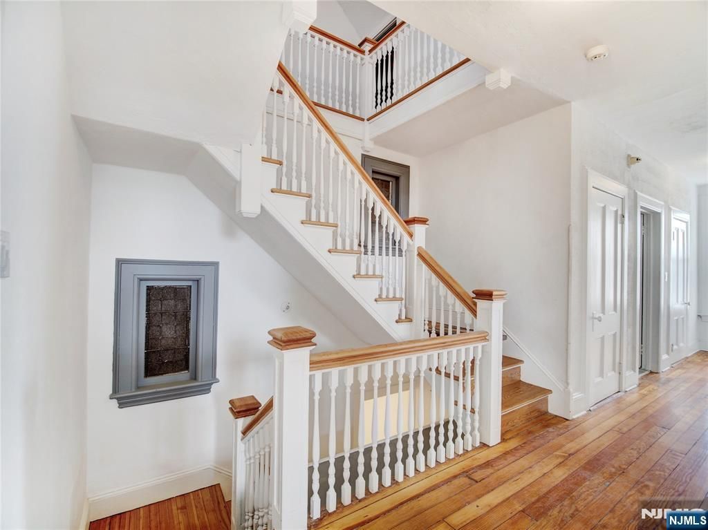 444 Broad Street 442, Elizabeth, NJ 07208