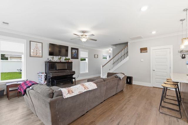 8649 Lawson Dr, Antioch, TN 37013