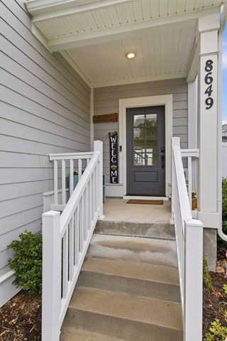 8649 Lawson Dr, Antioch, TN 37013