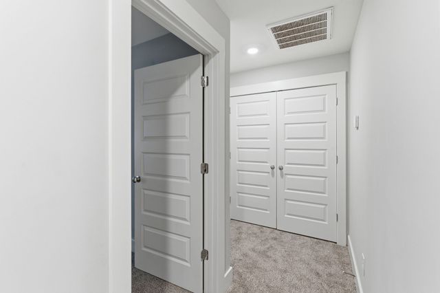 8649 Lawson Dr, Antioch, TN 37013
