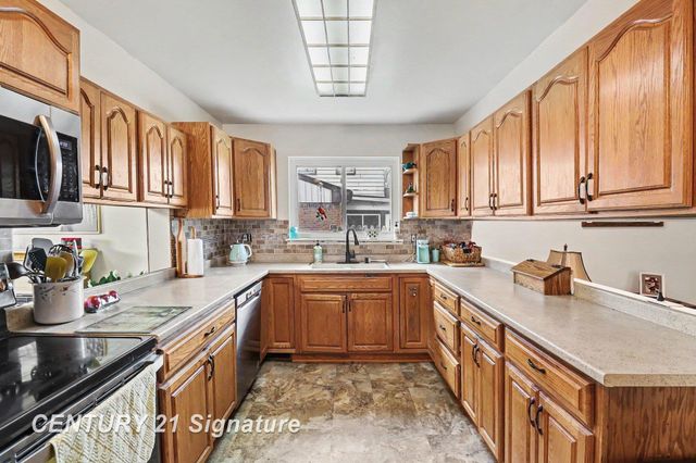 11143 Dudley Street, Taylor, MI 48180