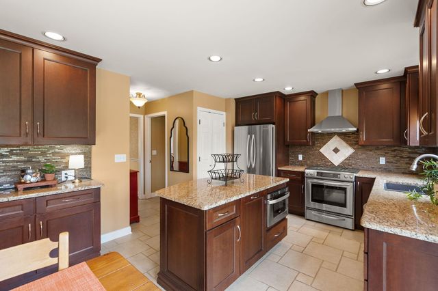 5384 E 106th Lane, Crown Point, IN 46307