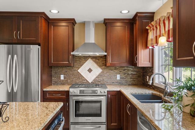 5384 E 106th Lane, Crown Point, IN 46307