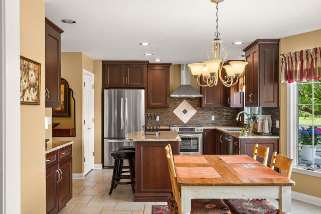 5384 E 106th Lane, Crown Point, IN 46307