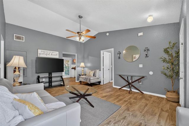 125 CHEROKEE DRIVE, Auburndale, FL 33823