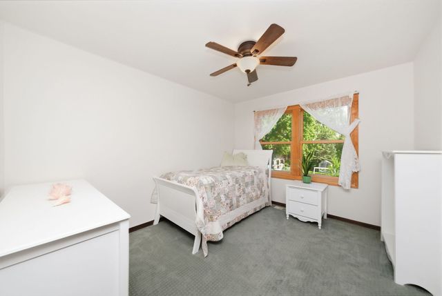 1511 Lexington Lane, Downers Grove, IL 60516