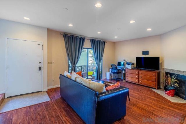 326 N CURTIS Avenue F, Alhambra, CA 91801