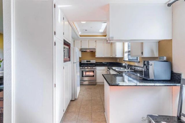 326 N CURTIS Avenue F, Alhambra, CA 91801