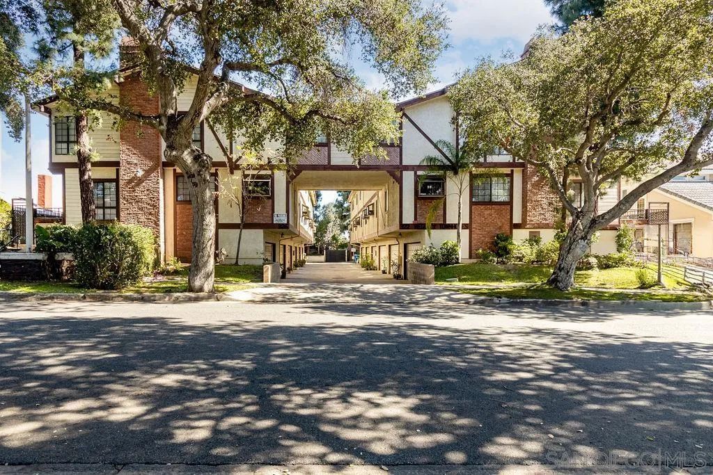 326 N CURTIS Avenue F, Alhambra, CA 91801