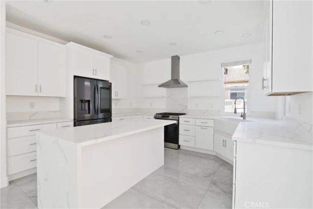 18 Lessay, Newport Coast, CA 92657