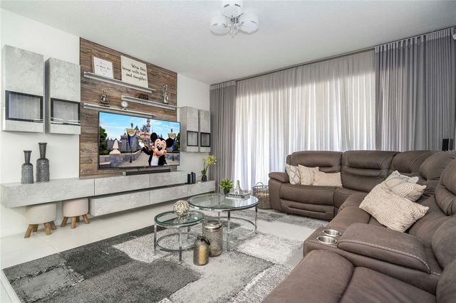 15205 SHONAN GOLD DRIVE, Winter Garden, FL 34787