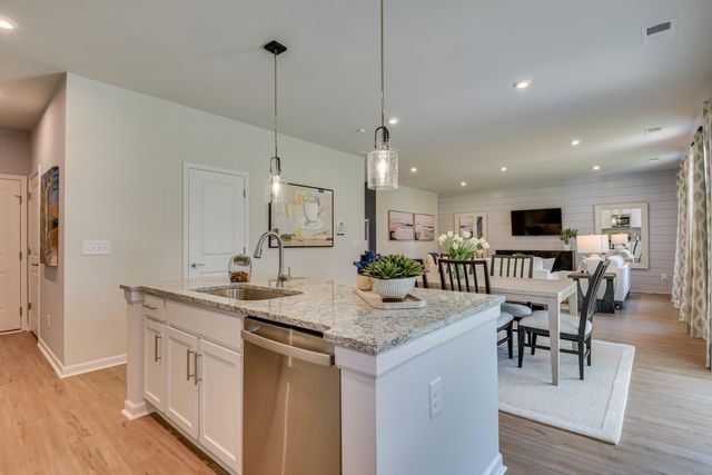 580 Edenwood Drive, Sumter, SC 29150