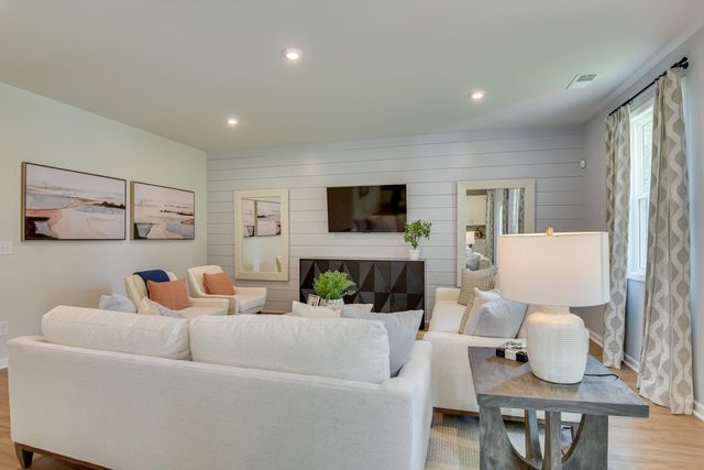 580 Edenwood Drive, Sumter, SC 29150