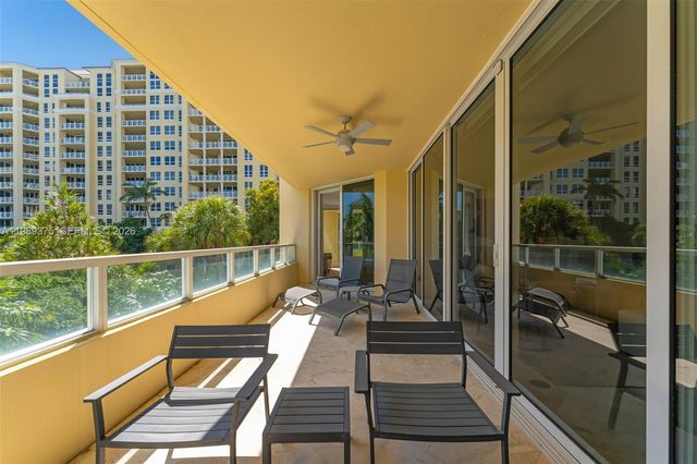 430 Grand Bay Drive 307, Key Biscayne, FL 33149
