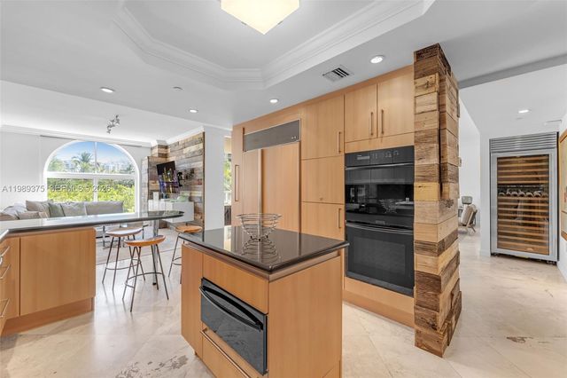 430 Grand Bay Drive 307, Key Biscayne, FL 33149