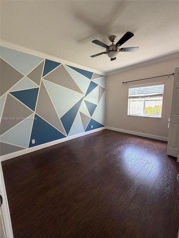 11362 NW 34th Pl, Sunrise, FL 33323