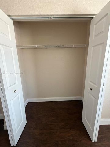 11362 NW 34th Pl, Sunrise, FL 33323