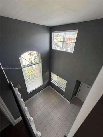 11362 NW 34th Pl, Sunrise, FL 33323