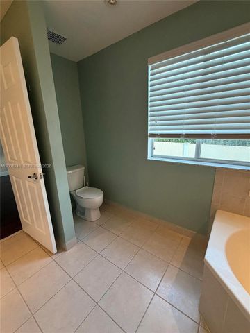 11362 NW 34th Pl, Sunrise, FL 33323