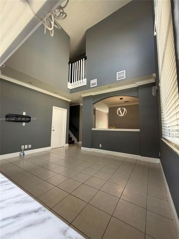 11362 NW 34th Pl, Sunrise, FL 33323