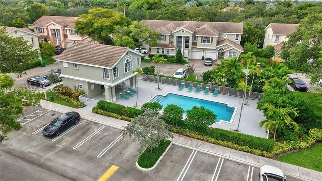 12442 NW 10th Ct C-14, Coral Springs, FL 33071