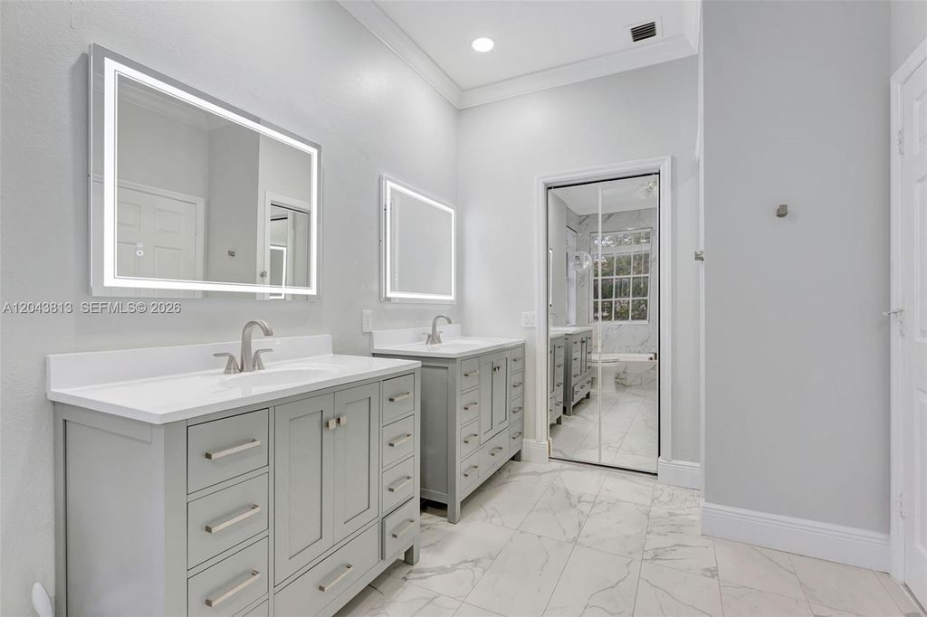 12442 NW 10th Ct C-14, Coral Springs, FL 33071