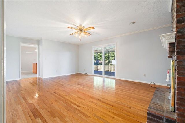 135 Hidden Valley Road, Danville, KY 40422