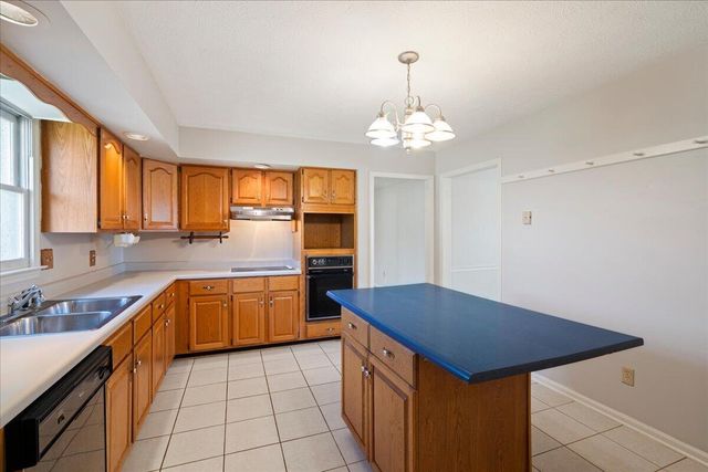 135 Hidden Valley Road, Danville, KY 40422