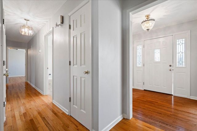 135 Hidden Valley Road, Danville, KY 40422