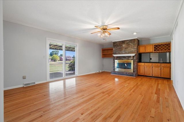 135 Hidden Valley Road, Danville, KY 40422