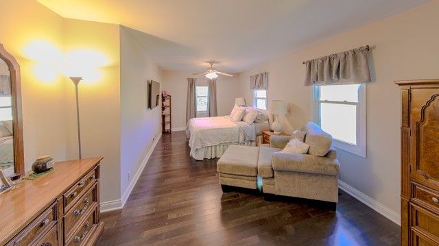 193 Country Club Drive, Prospect Heights, IL 60070