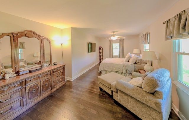 193 Country Club Drive, Prospect Heights, IL 60070