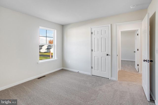 2812 WHITE TAIL DR, Locust Grove, VA 22508