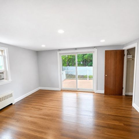 7 Taylor 2, Saugus, MA 01906
