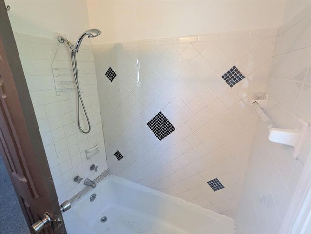 3906 PAGE Street, Erie, PA 16510