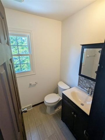 3906 PAGE Street, Erie, PA 16510