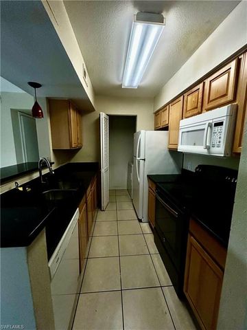 2929 Winkler AVE 1015, Fort Myers, FL 33916