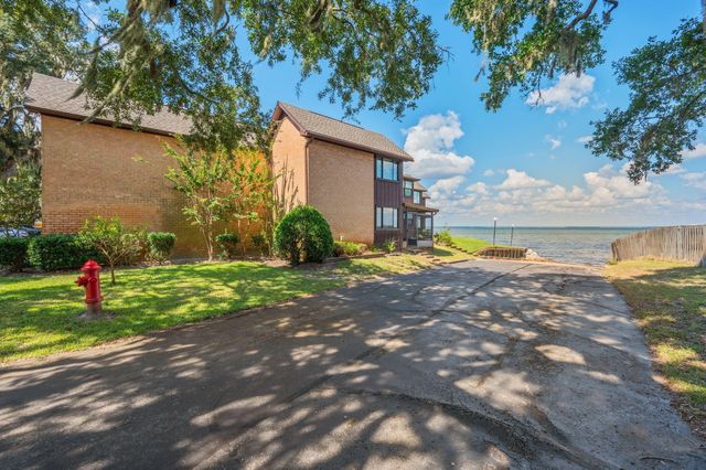 3871 Indian Trail 4C, Destin, FL 32541