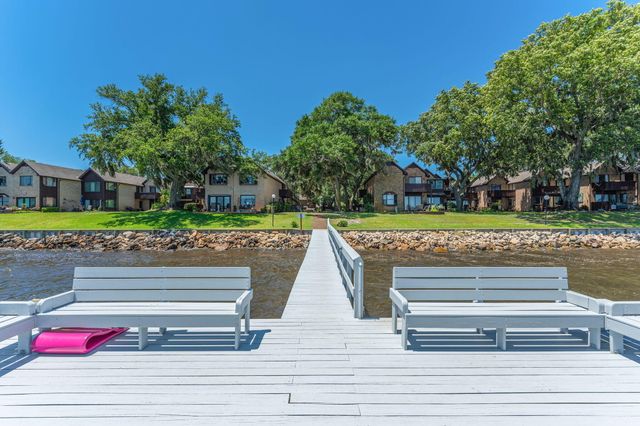 3871 Indian Trail 4C, Destin, FL 32541