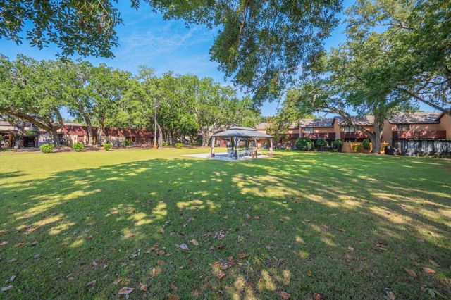 3871 Indian Trail 4C, Destin, FL 32541