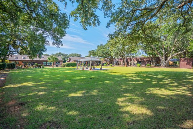 3871 Indian Trail 4C, Destin, FL 32541