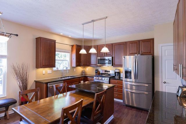 7905 Glenmore Drive, Powell, OH 43065