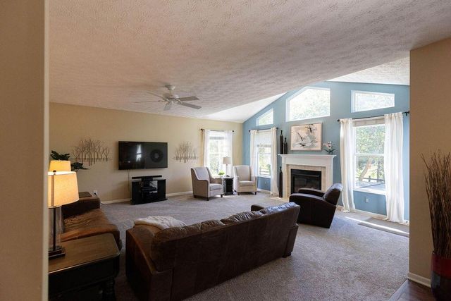 7905 Glenmore Drive, Powell, OH 43065
