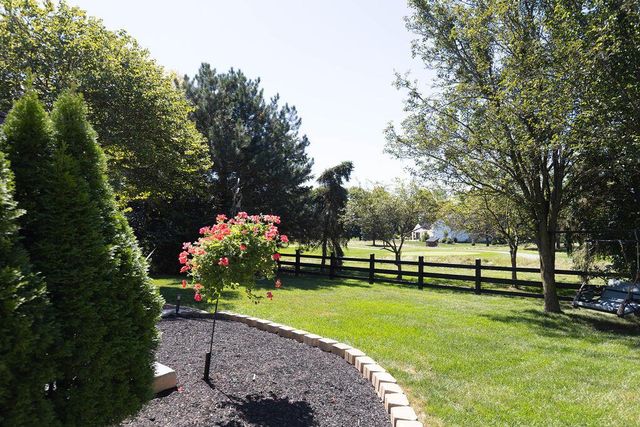 7905 Glenmore Drive, Powell, OH 43065