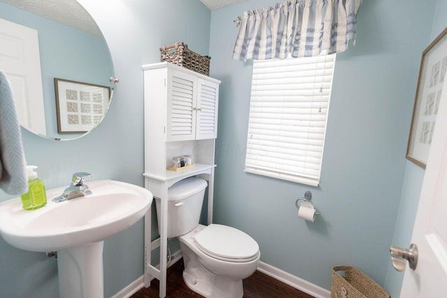 7905 Glenmore Drive, Powell, OH 43065