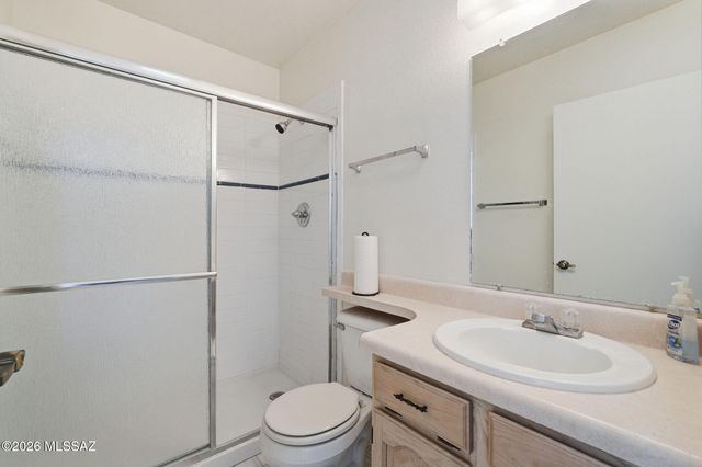 305 N Calle De Las Profetas, Green Valley, AZ 85614